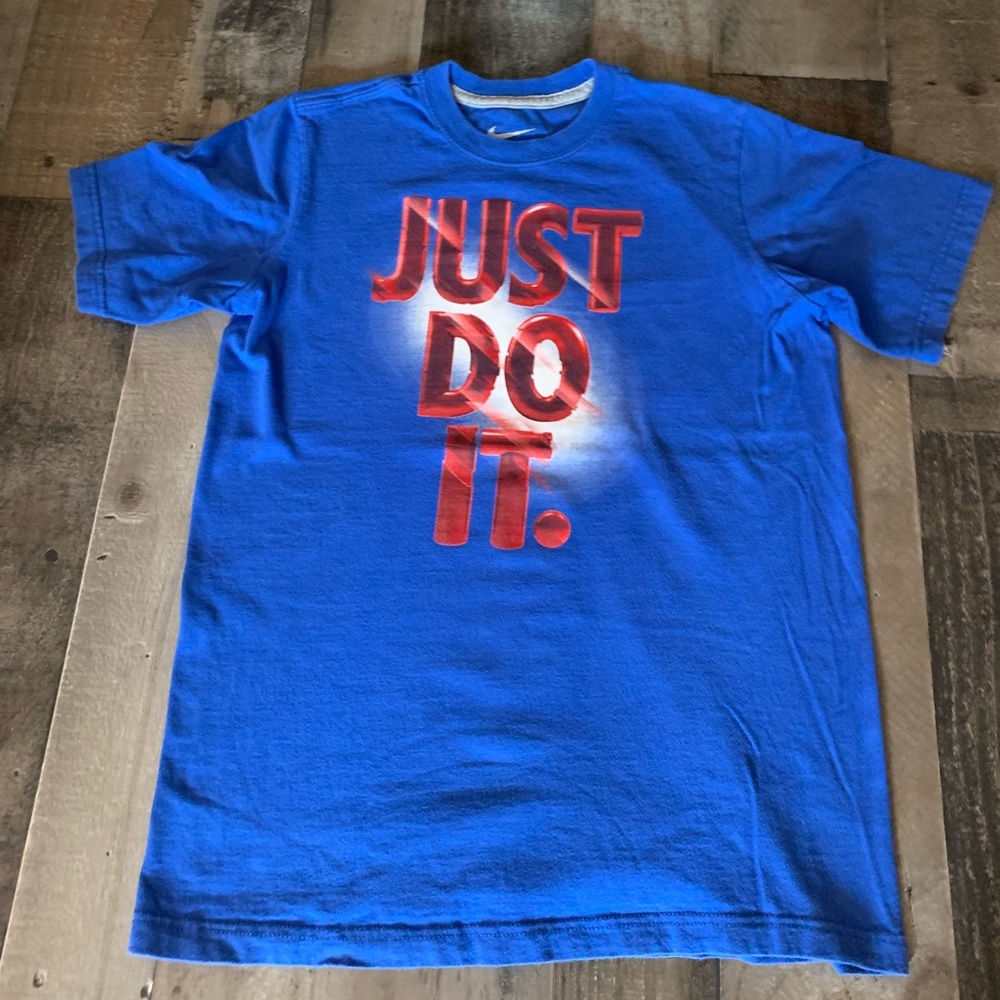 Nike- Blue Boys Shirt size Large